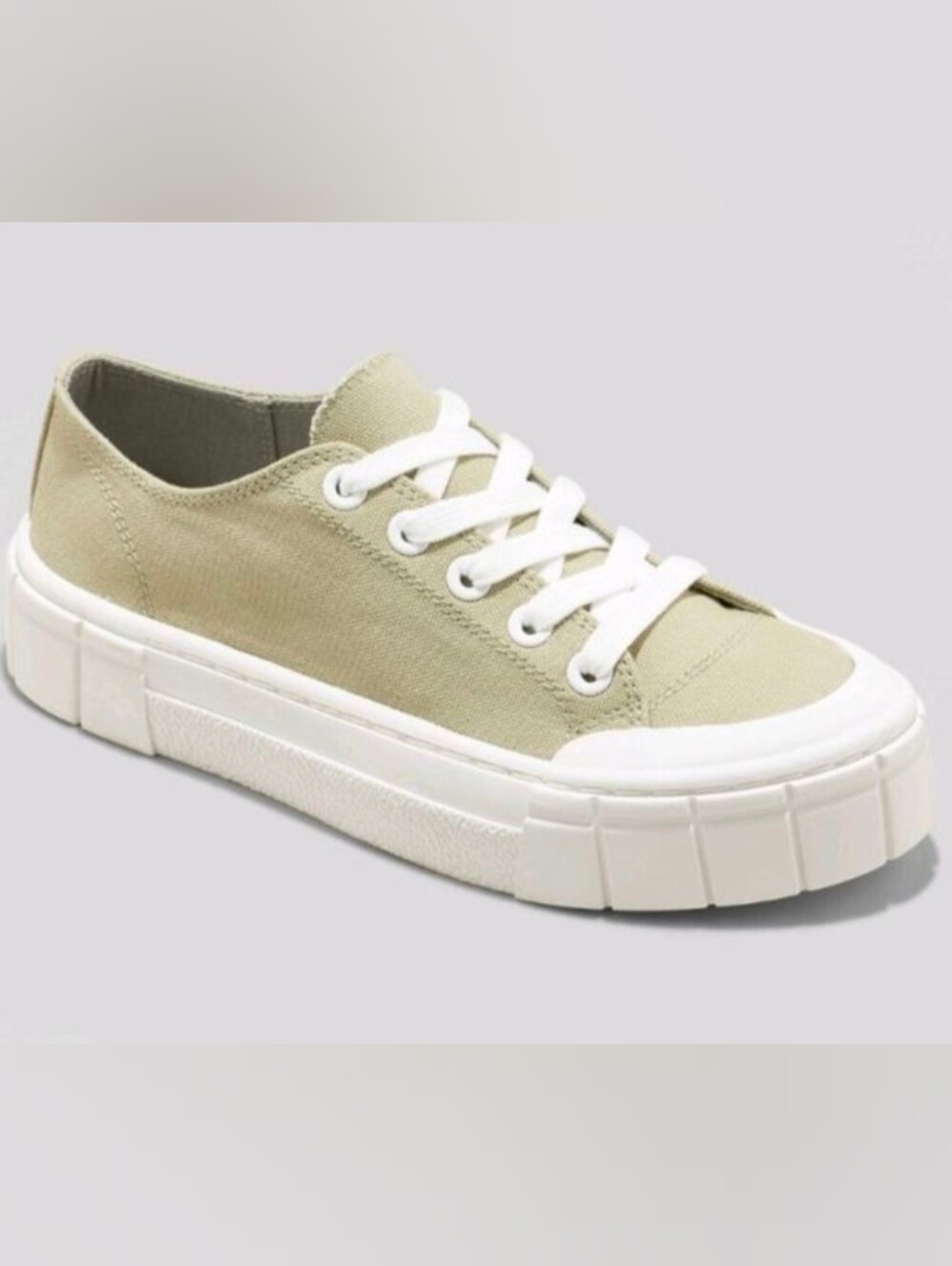 green madlove sneakers size 8
